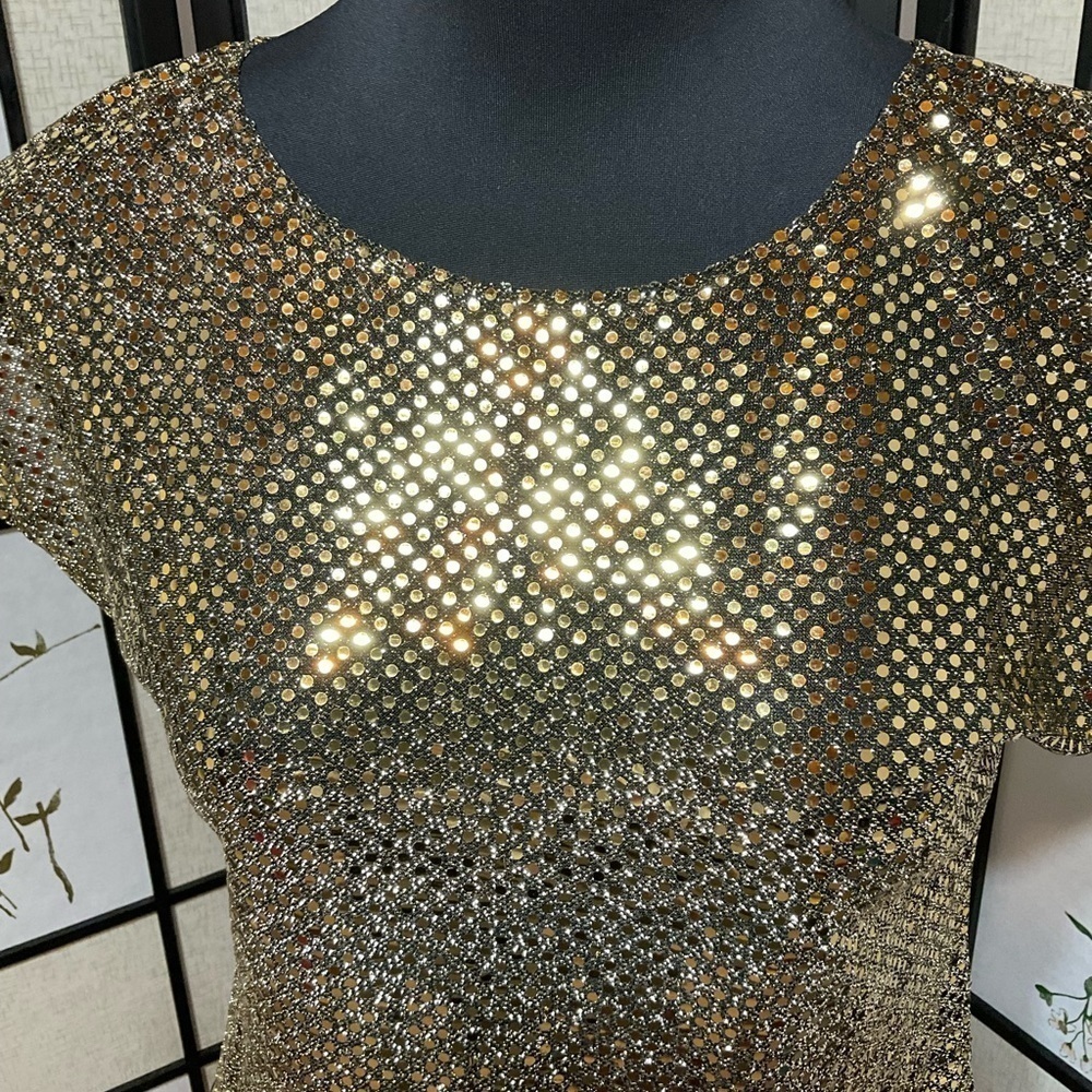 JOANNA Gold Sequin Top - Picture 2 of 5